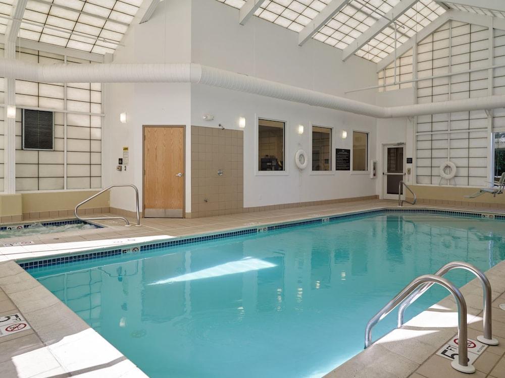Hampton Inn Portland-Airport South Portland Buitenkant foto