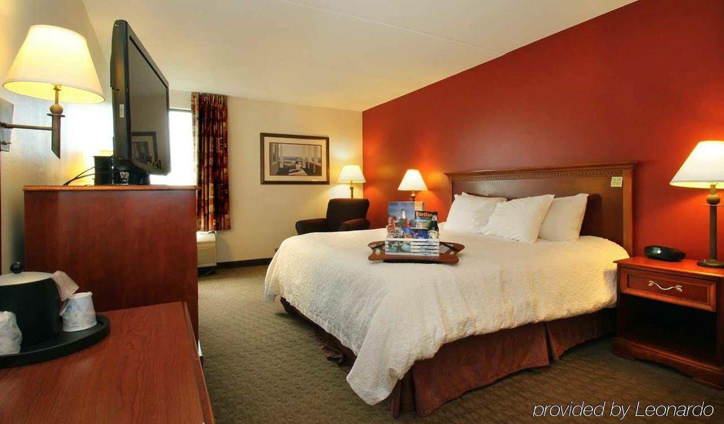 Hampton Inn Portland-Airport South Portland Buitenkant foto